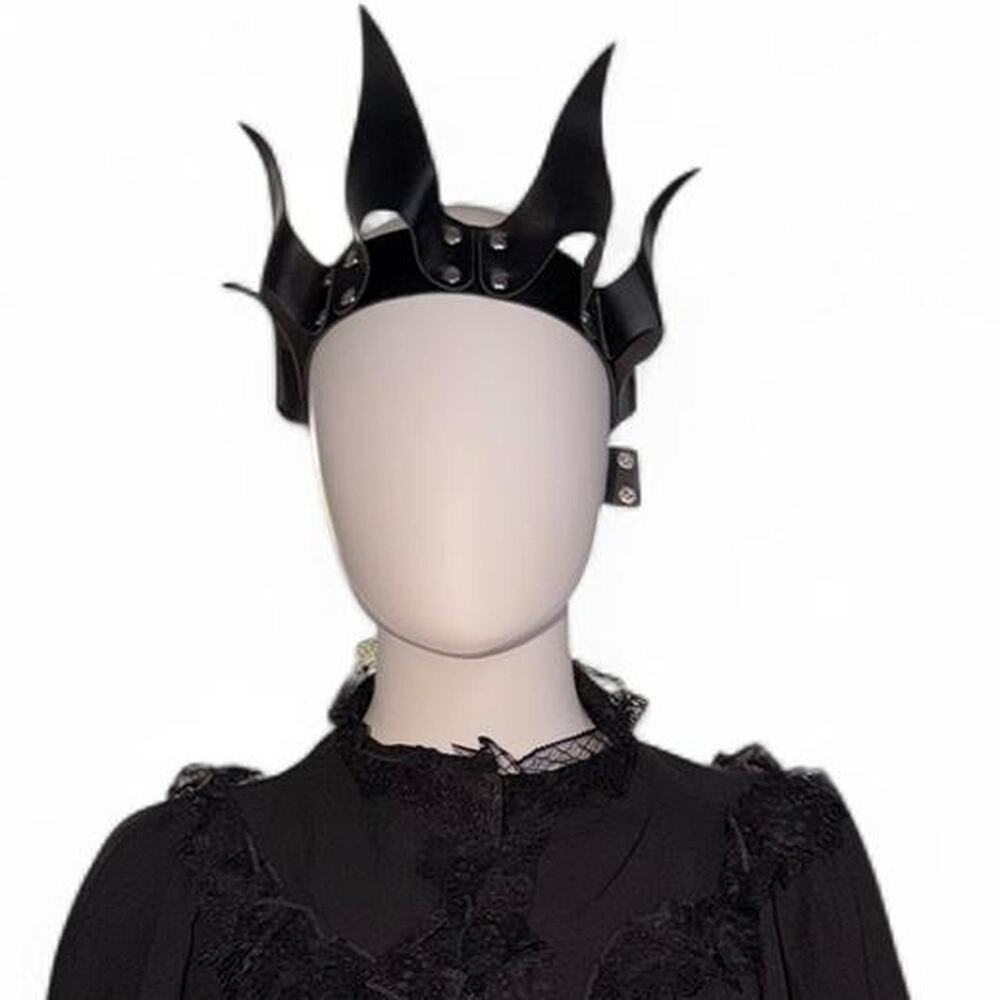 Posh! Spike Black Faux Leather Vegan Crown Silver Rivets Glam Goth Rave Festival - Picture 2 of 7
